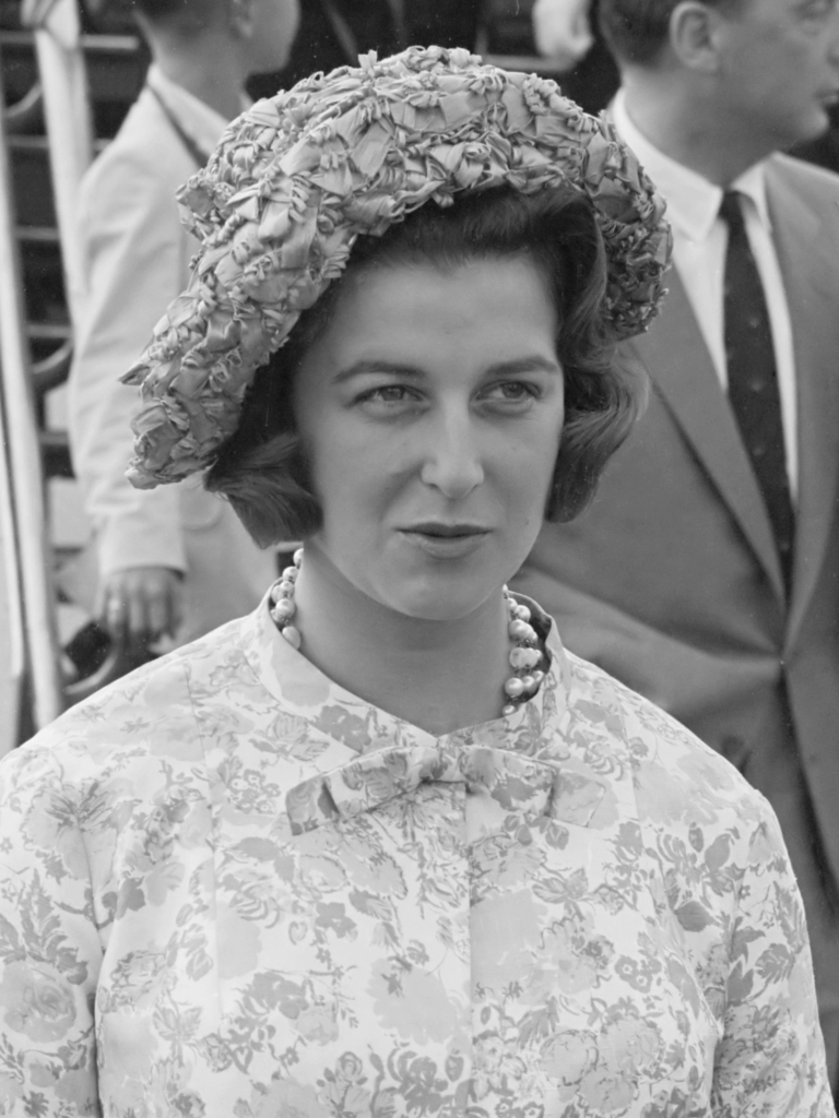 Princess Alexandra Of Luxembourg Announces Second Pregnancy, Baby Due This Fall
