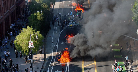 “Our officers are really under attack”: Explosives, firebombs fly in LA chaos